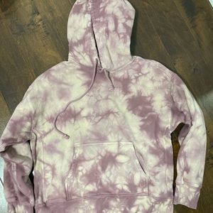 Aritzia TNA Boyfriend Hoodie (oversized)